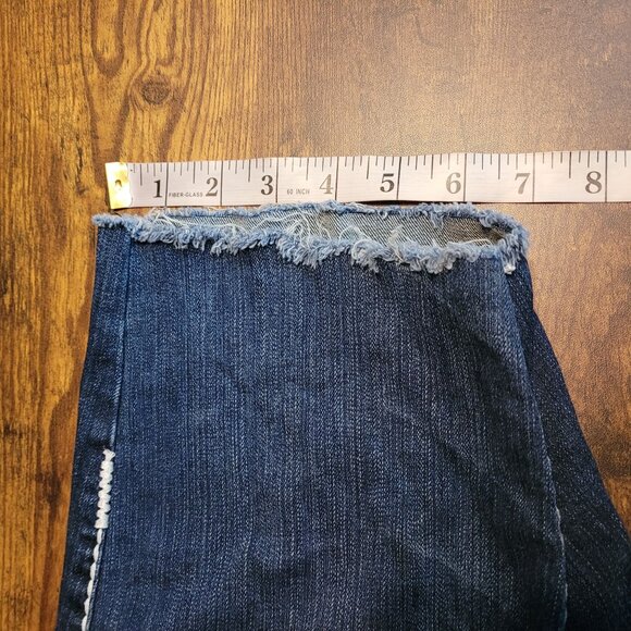 LA Idol Cut Off Denim Shorts Size 11 Low Rise Raw Hem Thick Stitch Button Flaps - Picture 9 of 9